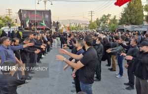 یاسوج یکپارچه در سوگ علمدار کربلا یاسوج یکپارچه در سوگ علمدار کربلا