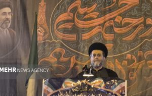 ملت ایران در مسیر ولایت و آرمان‌های عاشورا ثابت‌قدم ایستاده است