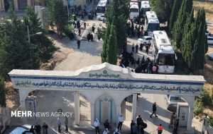 لبیک یاسوجی ها به شعار«باید برخاست»؛لرها راهی مراسم بدرقه آقای شهید