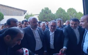 کارخانه خمیرکاغذ یاسوج با حضور وزیر تعاون به بهرهبرداری رسید کارخانه خمیرکاغذ یاسوج با حضور وزیر تعاون به بهرهبرداری رسید